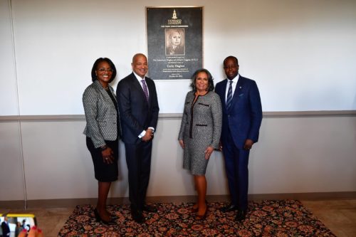 Dean of Cathy Hughes School of Communications Gracie Lawson-Borders, Ph. D, Radio One, Inc. CEO and President Alfred C. Liggins, III, Radio One, Inc. Founder and Chairperson Cathy Hughes and Howard University President Dr. Wayne A.I. Frederick at the Cathy Hughes School of Communications unveiling ceremony at Howard University on Sunday, October 23, 2016 in Washington. (PRNewsFoto/Radio One, Inc.)