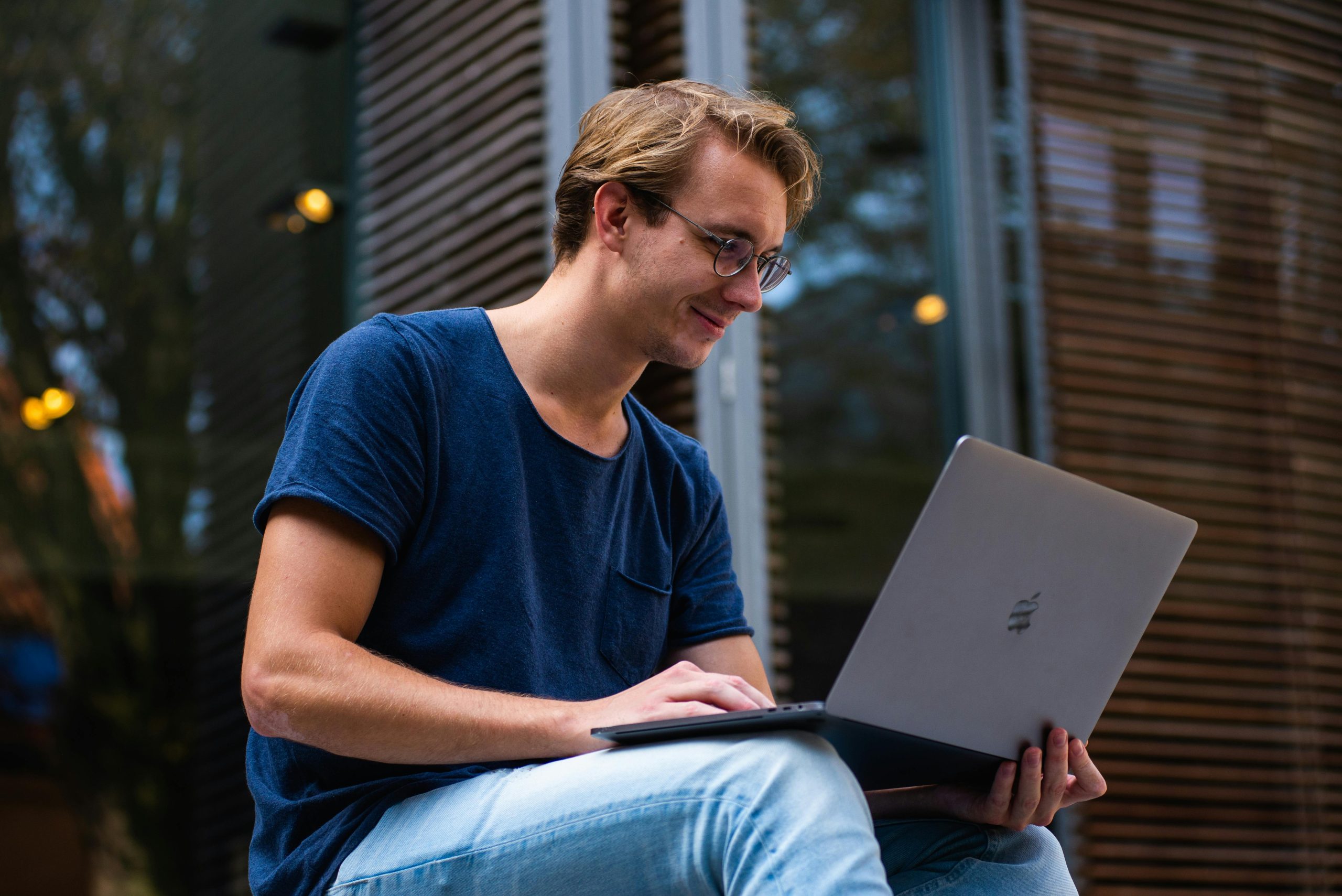 Critical Thinking Exercises For Solopreneurs Running Lean